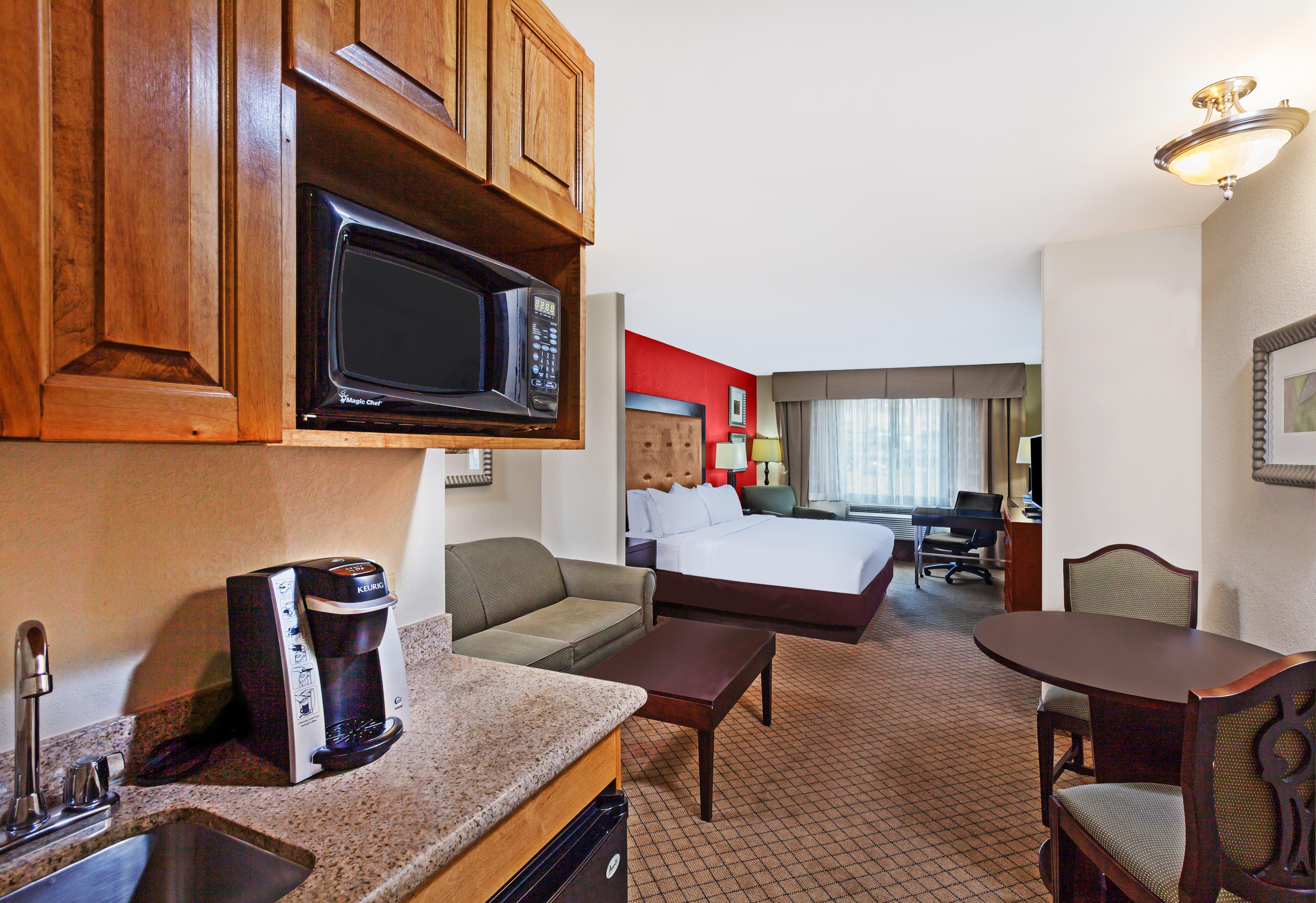 Holiday Inn Express & Suites Lafayette South By Ihg Экстерьер фото