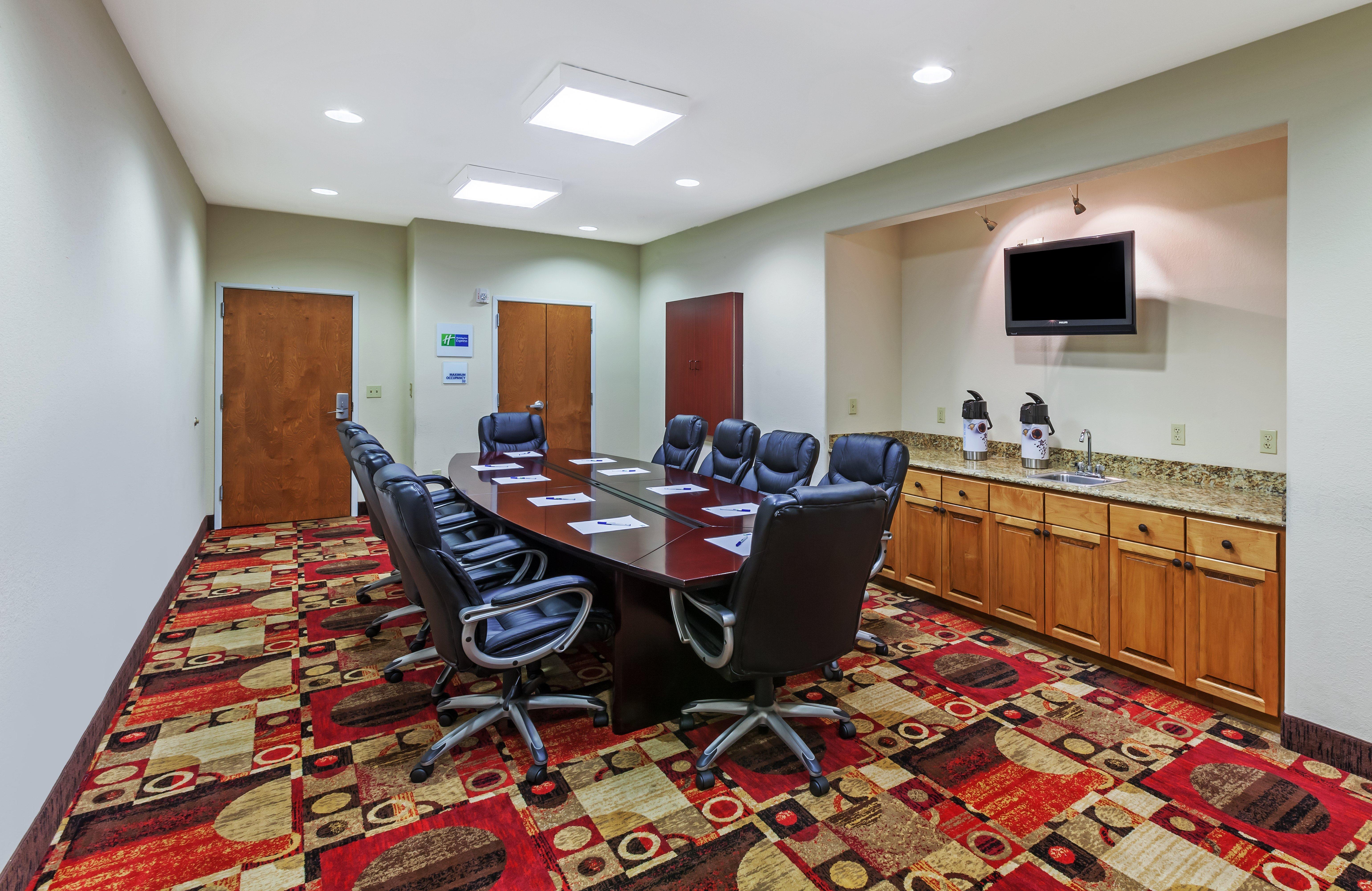 Holiday Inn Express & Suites Lafayette South By Ihg Экстерьер фото