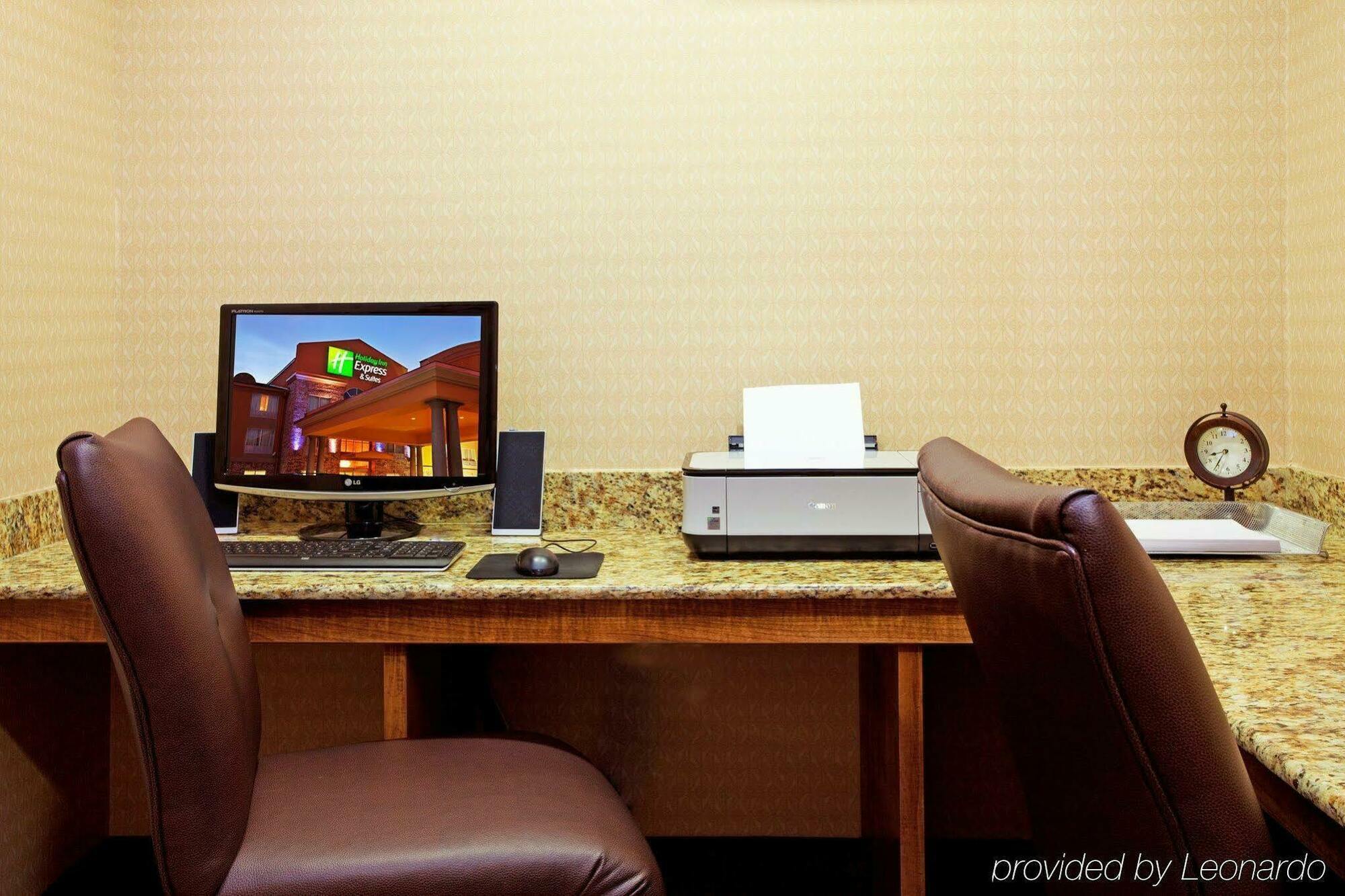 Holiday Inn Express & Suites Lafayette South By Ihg Удобства фото